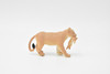 Lioness And Cub, Plastic Replica   2 1/2"   F4448 B55