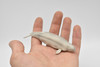 Beluga Whale, Movable Parts Beautiful Plastic Replica  4.5" Long - F091 B383 