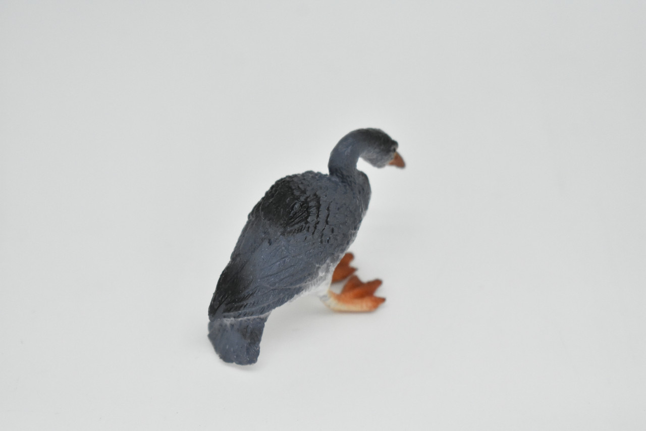 Goose, Graying, Very Nice Plastic Reproduction,  Hand Painted     2"    F620 B132