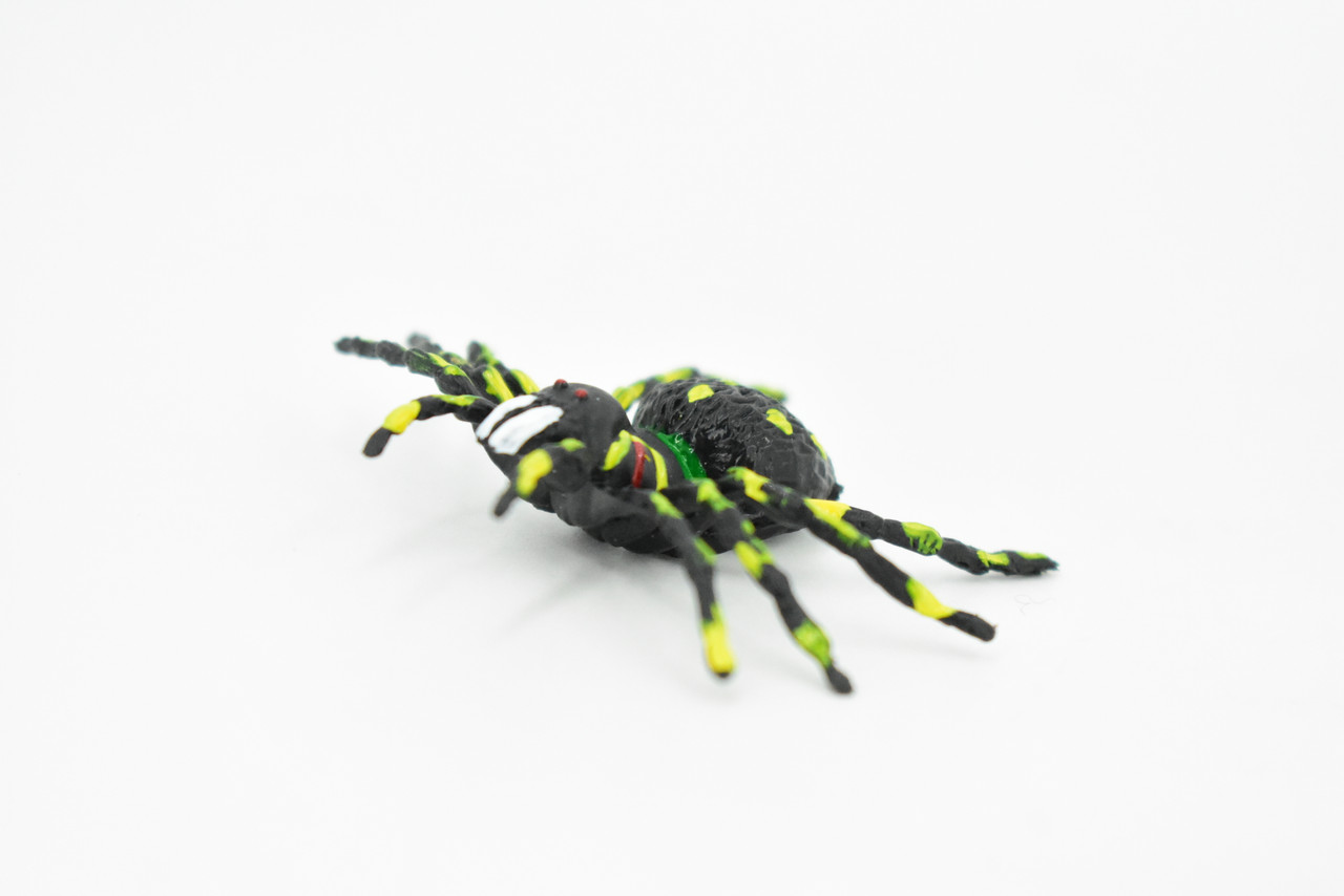 Spider, Yellow Spots, Rubber Insect, Realistic Figure, Model, Replica, Kids Educational Gift,         2"     F921 B40