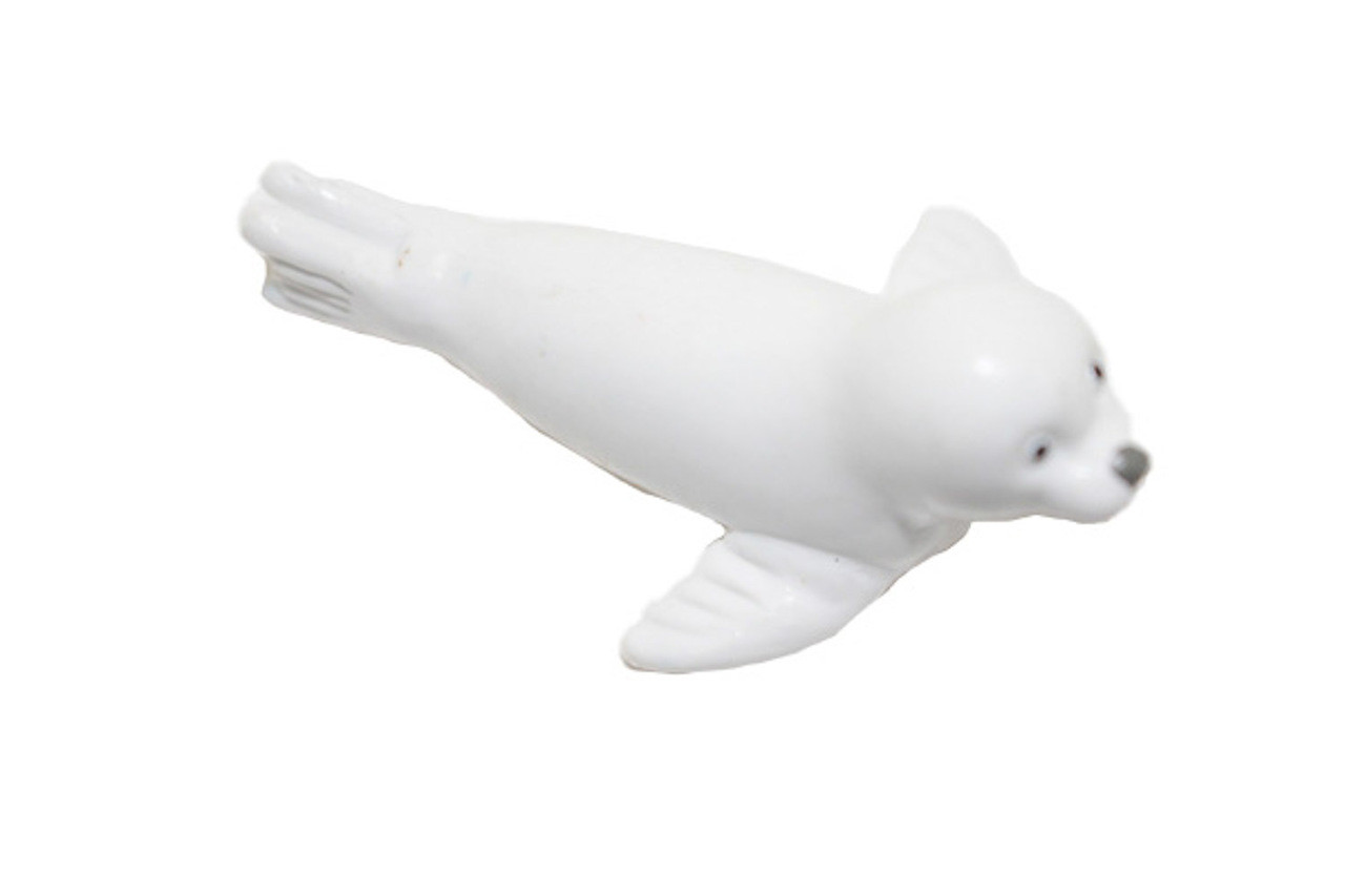 Harp Seal Pup, Pagophilus groenlandicus, Very Nice Plastic Replica, Hand Painted, Realistic, Saltwater, Educational,  Diorama Model, Replica, Toy,  2 Inches.  