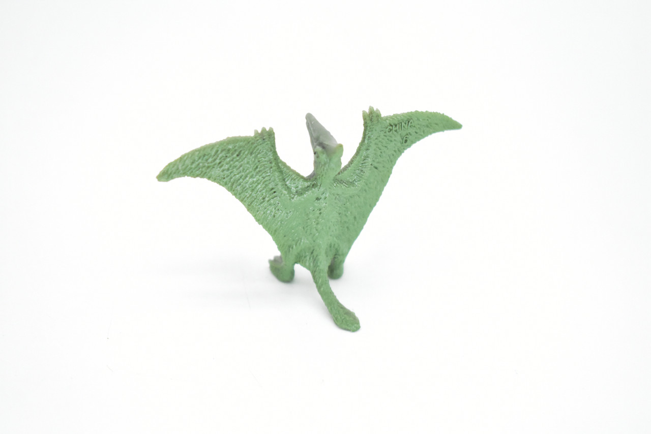 Pterodactyl Dinosaur, Very Nice Plastic Replica   2 1/2"   F1870-B4