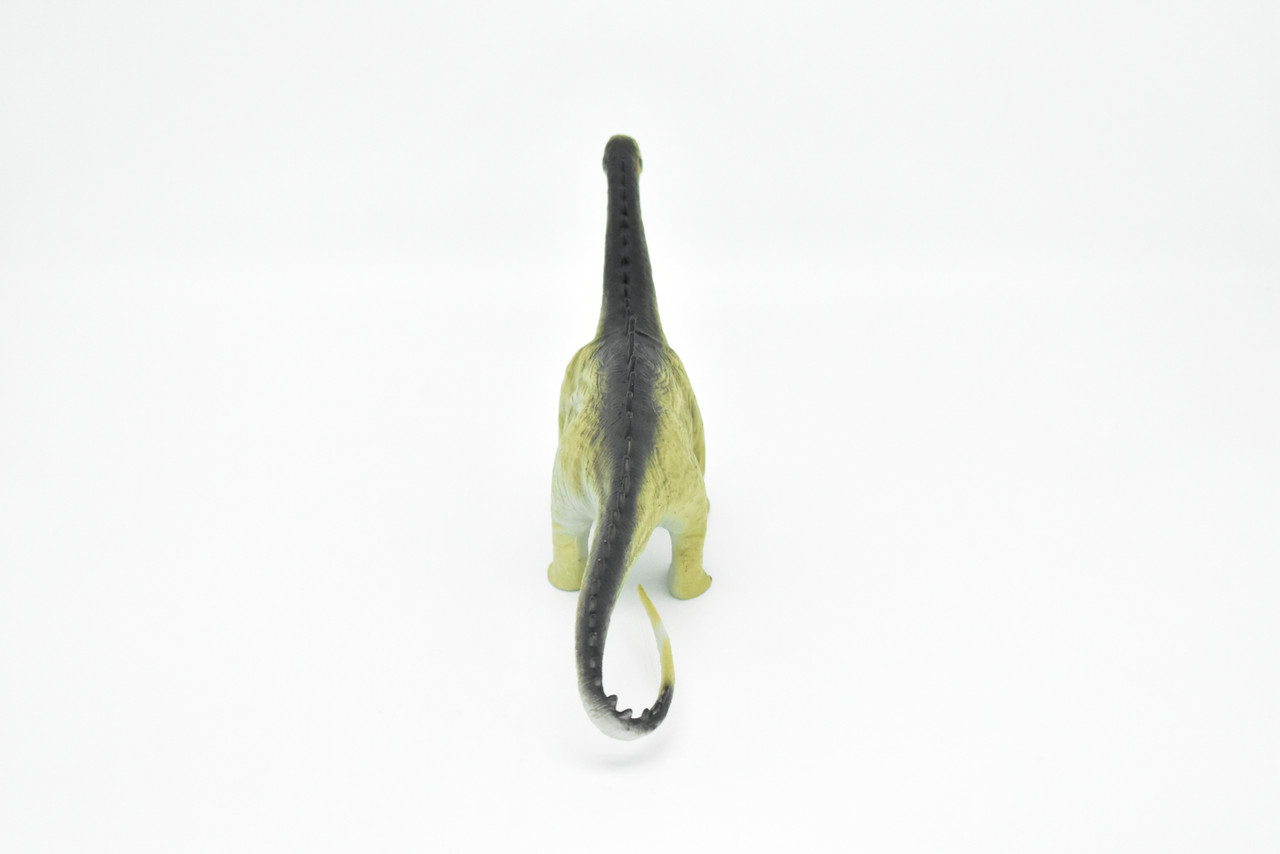 Diplodocus Dinosaur,  Very Nice Plastic Replica    10"    F3050-B2