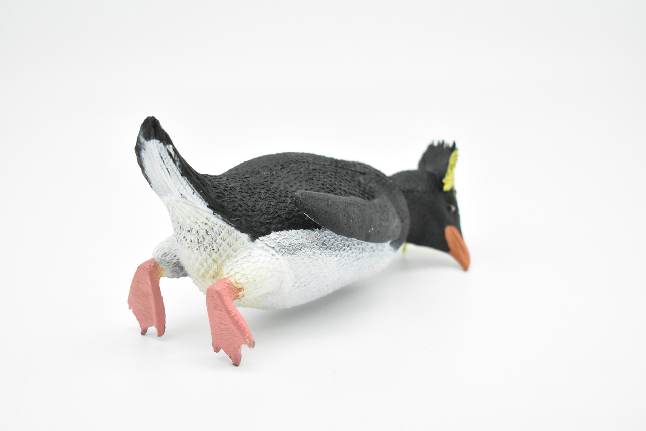 Penguin, Rock Hopper, Very Nice Rubber Reproduction, Hand Painted   5 1/2"   F3408 B7