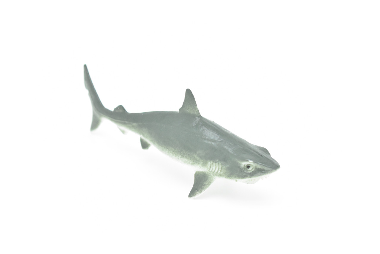 Tiger Shark, Realistic Toy Model Plastic Replica Kids Educational Gift   5"    F6015 F377