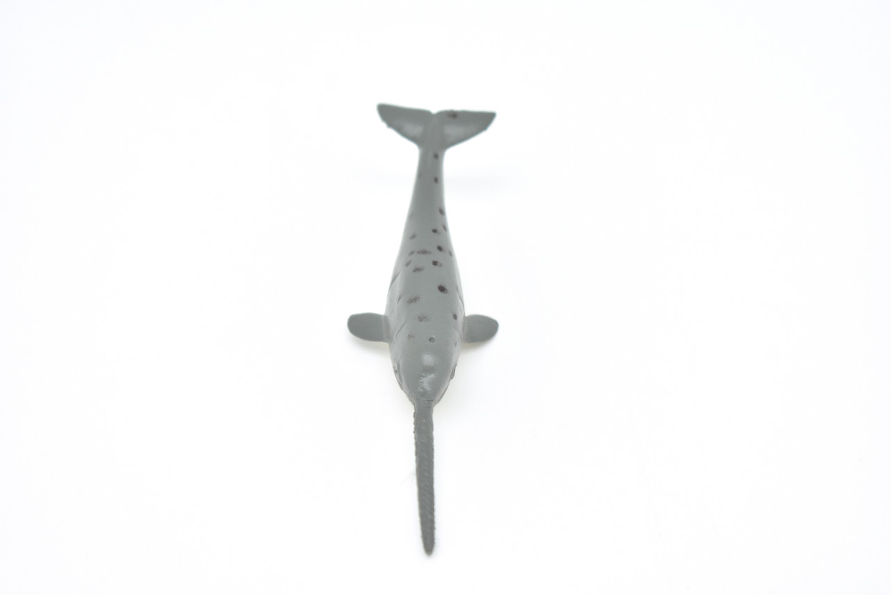 Narwhal Whale, Very Nice Plastic Replica    3"     F0001-B23