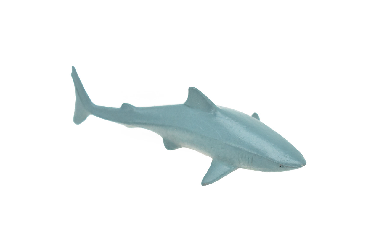 Great White Shark, Curved Very Nice Plastic Replica    3"   F0009-B23