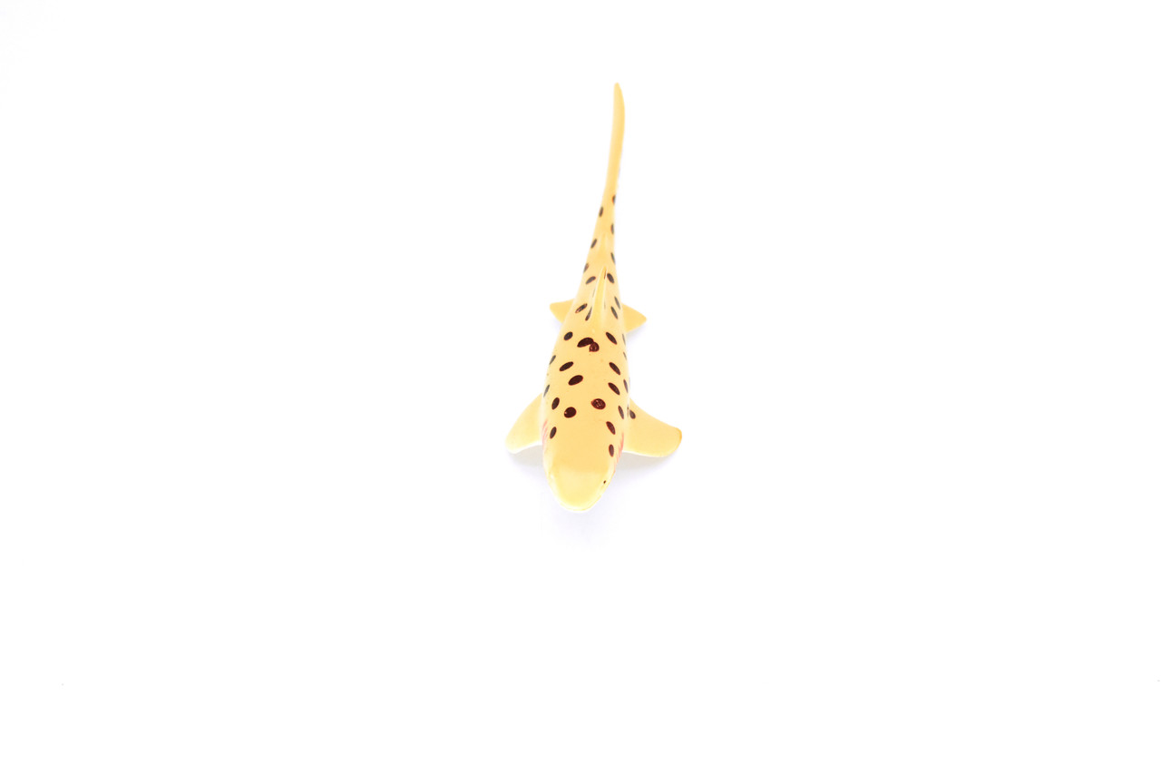 Zebra Shark, Very Nice Plastic Replica     4 1/2"  ~   F0016-B22