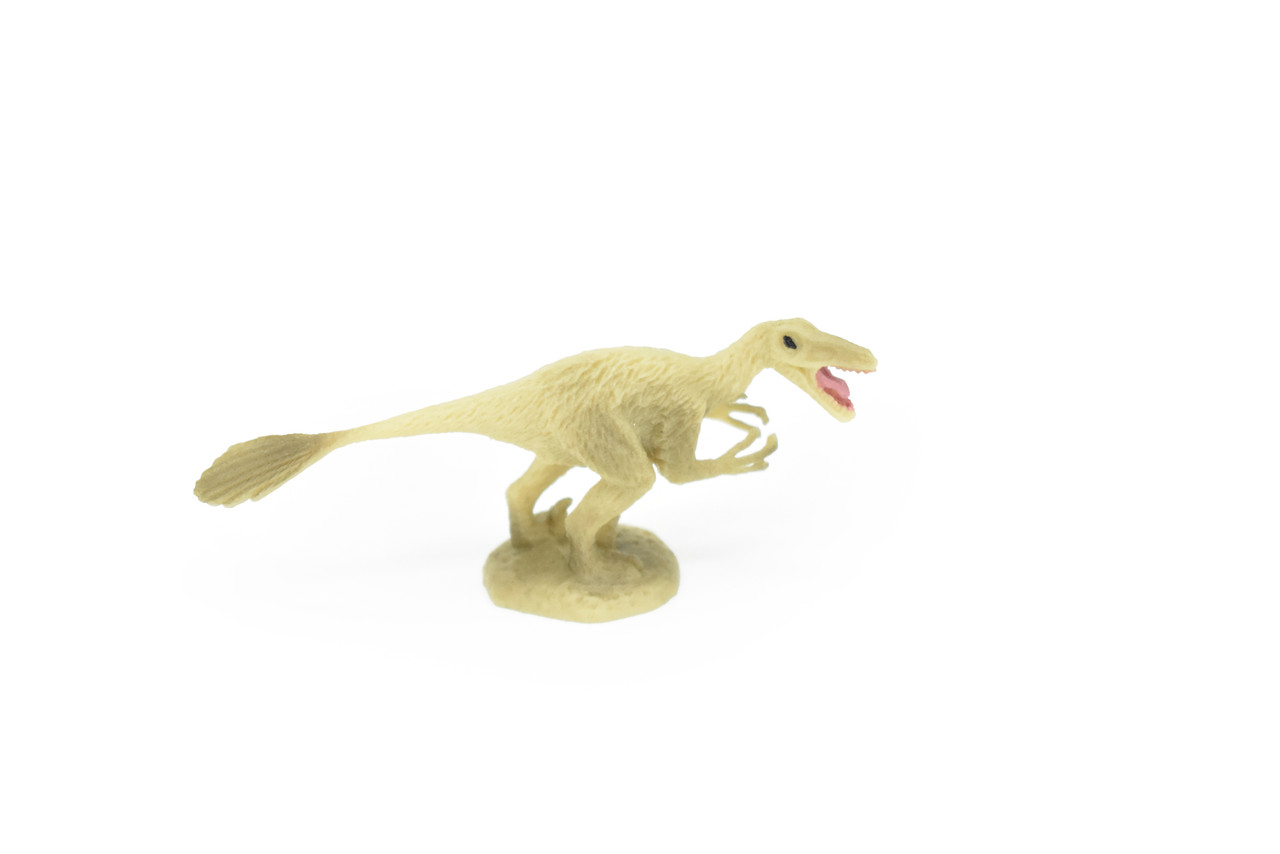 Velociraptor Dinosaur, Very Nice Plastic Replica     3"    F8107-B117