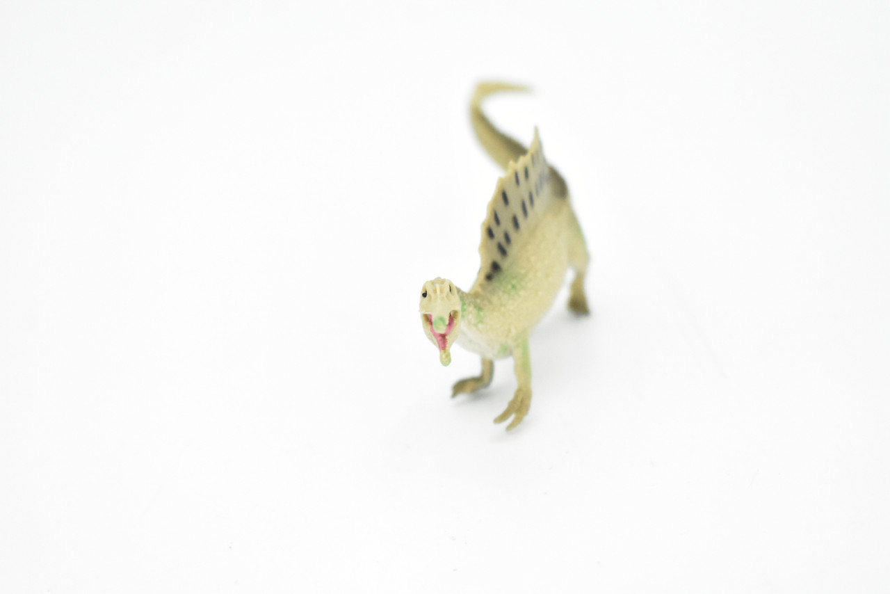 Spinosaurus Dinosaur, Museum Quality, Animal, Educational, Realistic Hand Painted, Figure, Lifelike Model, Vintage Replica, Toy, Gift,    4 Inches.       F8108 B117
