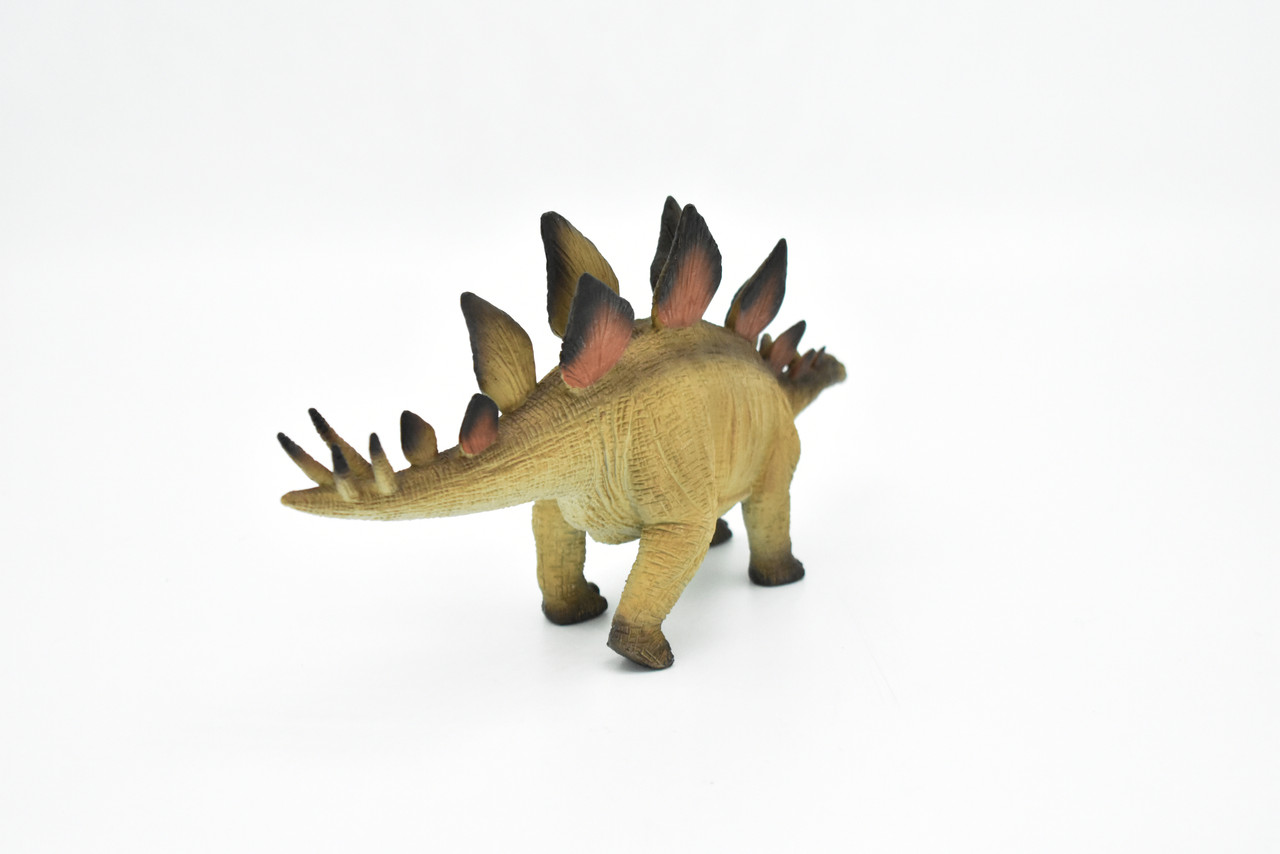 Stegosaurus Dinosaur,  Museum Quality Plastic Replica    7"  M015-B631