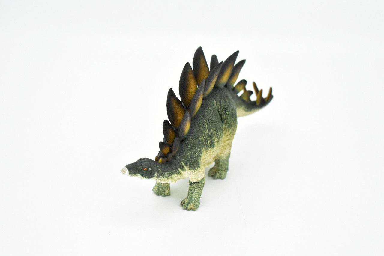 Stegosaurus Dinosaur, Museum Quality Plastic Replica    6 1/2"     M012-B630