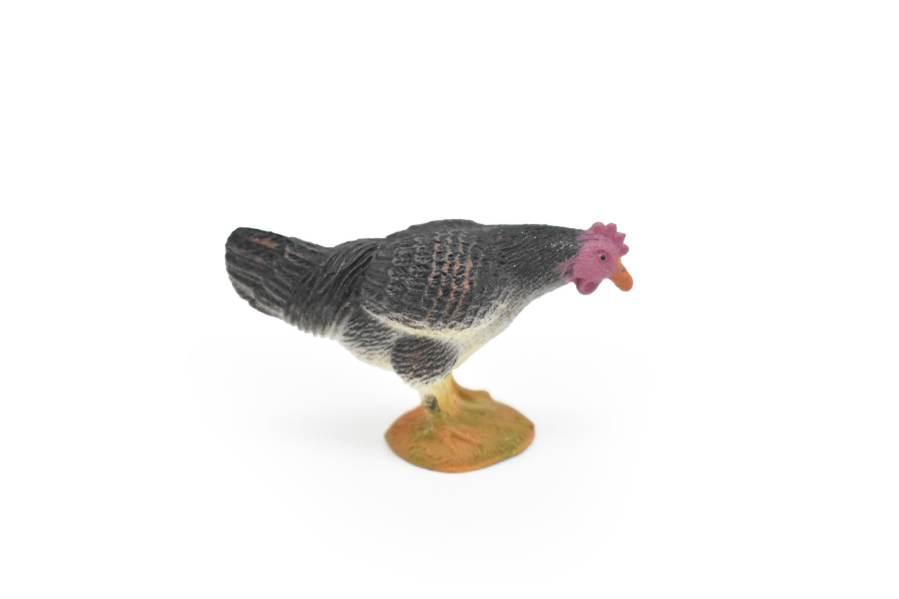 Chicken, Hen, Very Nice Plastic Reproduction     1 1/2"    F1850 B139