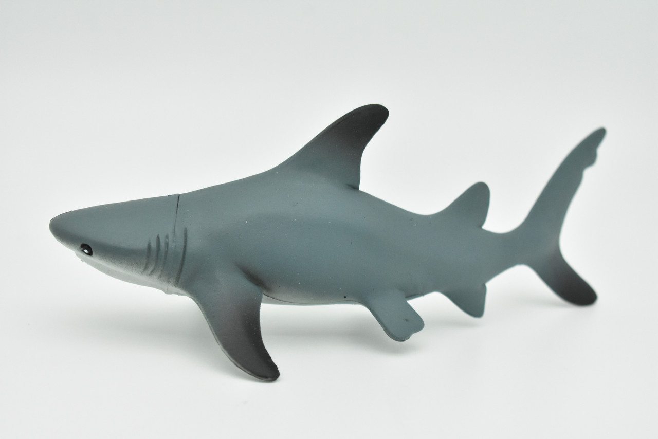 Black tip Shark, Very Nice Rubber Replica    6"   -   F1898 B20