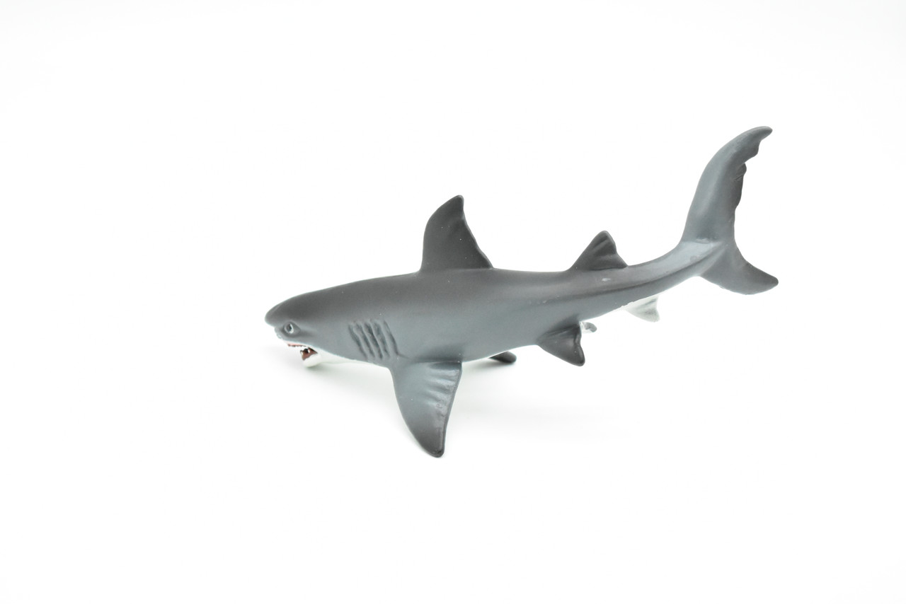 Great White Shark, Museum Quality Plastic Replica    7"   -   F1960 B21