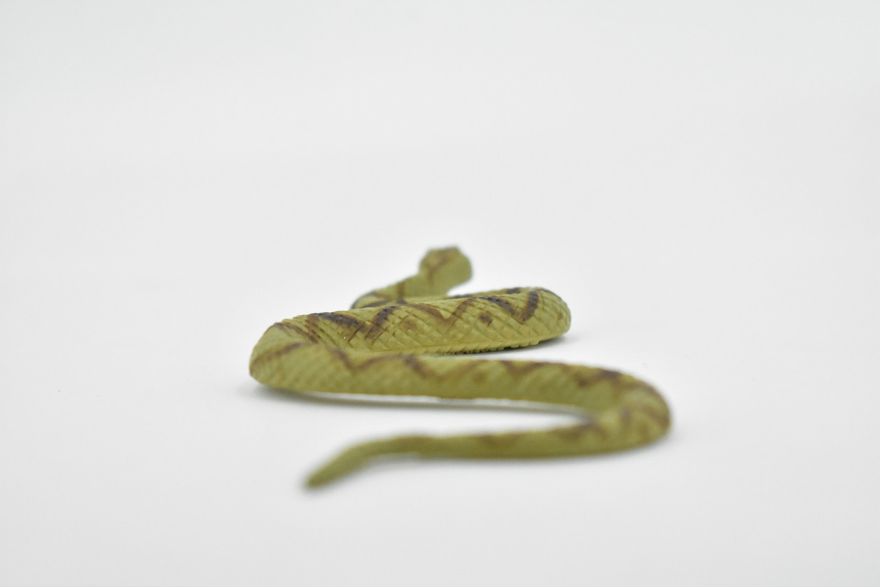 Snake, Diamondback Rattlesnake, Rubber Reptile, Educational, Realistic Hand Painted, Figure, Lifelike Model, Figurine, Replica, Gift,       5 1/2"       F2043 B39