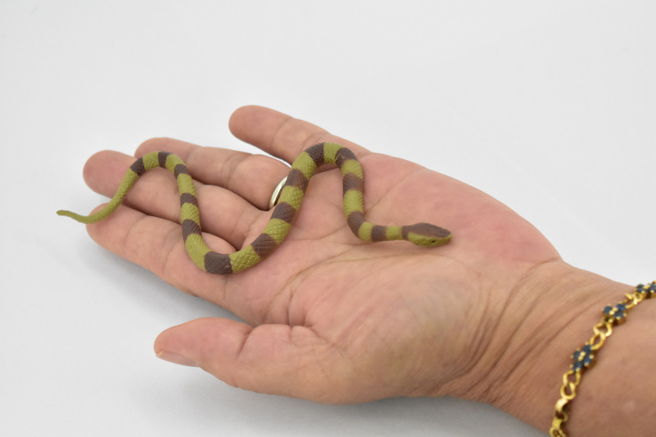 Snake, Southern Copperhead Snake, Rubber Reptile, Educational, Realistic Hand Painted, Figure, Lifelike Model, Figurine, Replica, Gift,       5 1/2"
