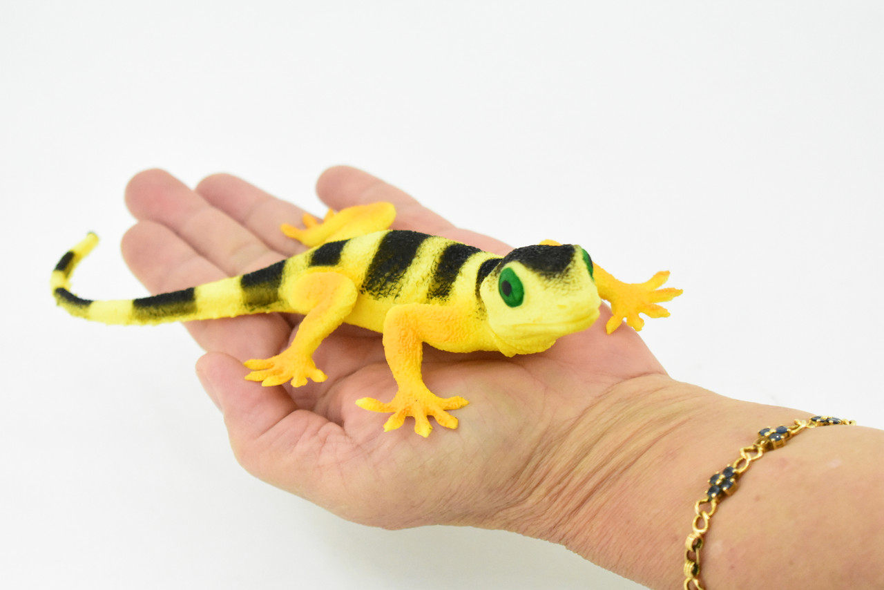 Gecko, Yellow Banded, Lizard, Reptile, Soft Rubber Toy, Realistic, Rainforest, Figure, Model, Replica, Kids, Educational, Gift    7"  F2050 B187