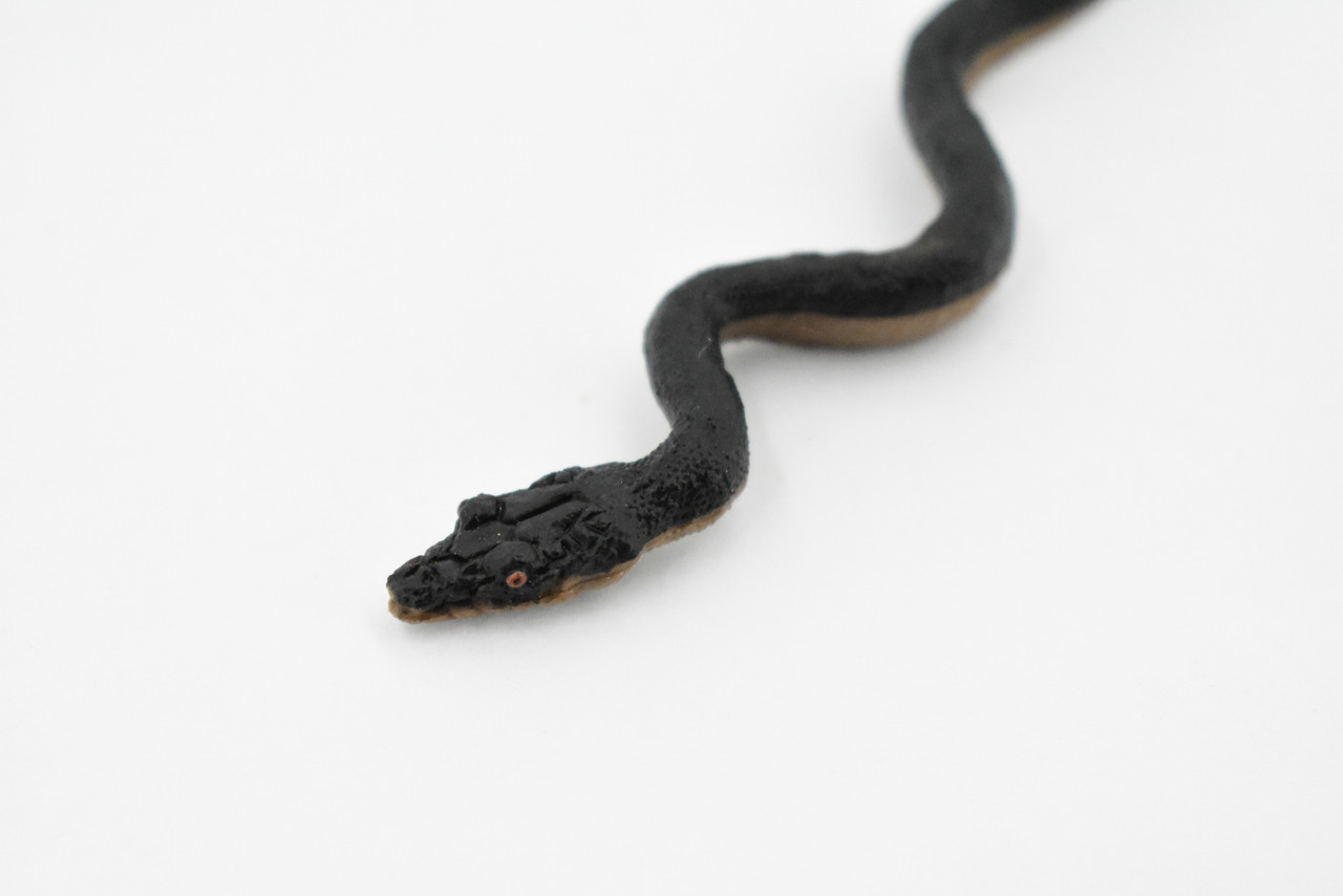 Sea Snake, Yellow Bellied, Very Nice Rubber Reptile, Educational, Hand Painted, Realistic, Replica, Toys, Kids, Gift,    4 1/2 Inches.
