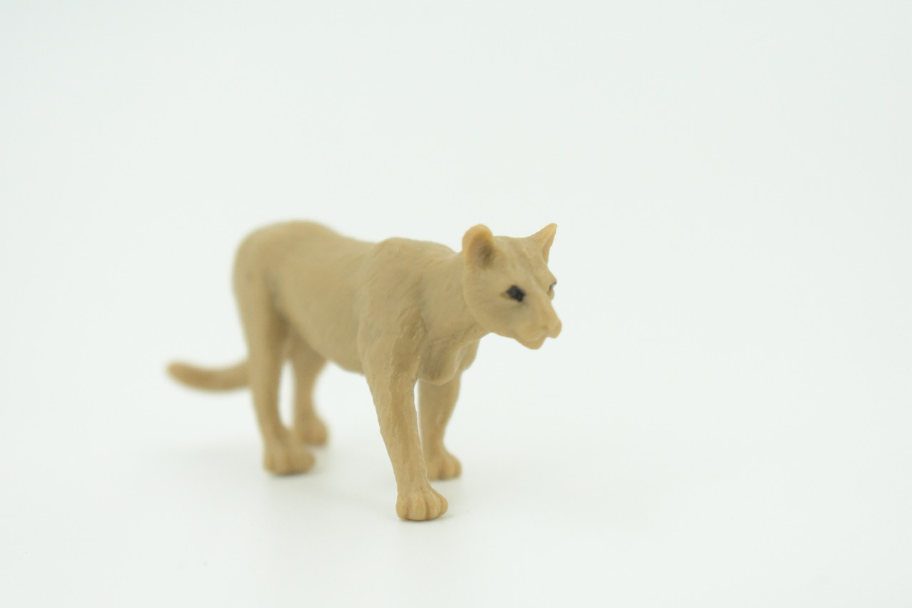 Mountain Lion, Puma, Cougar, Very Nice Rubber Animal, Educational, Hand Painted, Realistic Figure, Lifelike, Toy, Kids,  Gift,    2 1/2 Inches.   F3525 B138