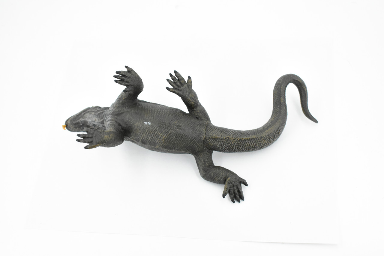 Komodo Dragon, Lizard, Museum Quality, Rubber Reptile, Toy, Educational, Realistic, Figure, Lifelike Model, Figurine, Replica, Gift,     10"    F3538 B9