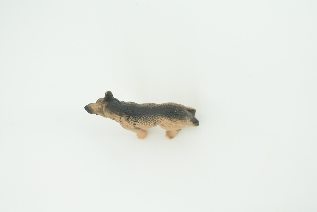 German Shepherd Dog,  Very Nice Plastic, Educational, Realistic Figure, Lifelike Model, Figurine, Replica, Gift,      2"    F4262 B375