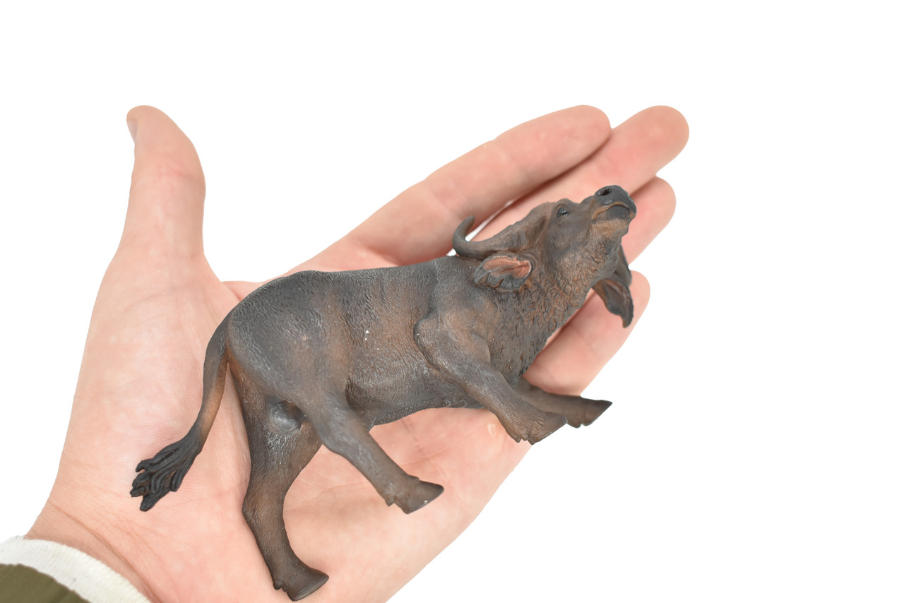 Cape Buffalo, African Buffalos, Museum Quality Plastic Animal, Educational, Realistic Hand Painted Figure, Lifelike Model, Vintage Replica, 5 Inches. 