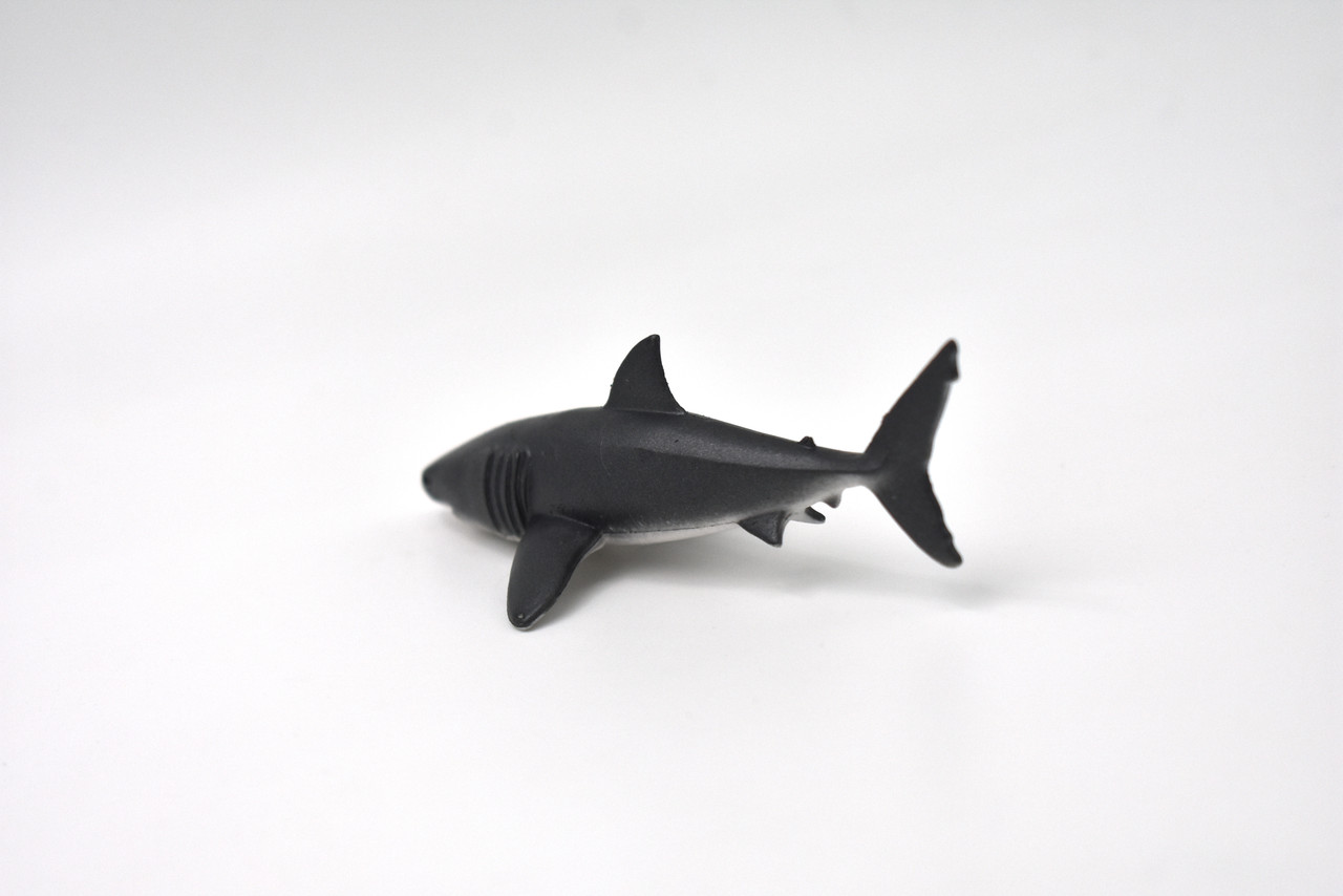 BULL SHARK, PLASTIC REPLICA 3 1/2"  SF03 B51