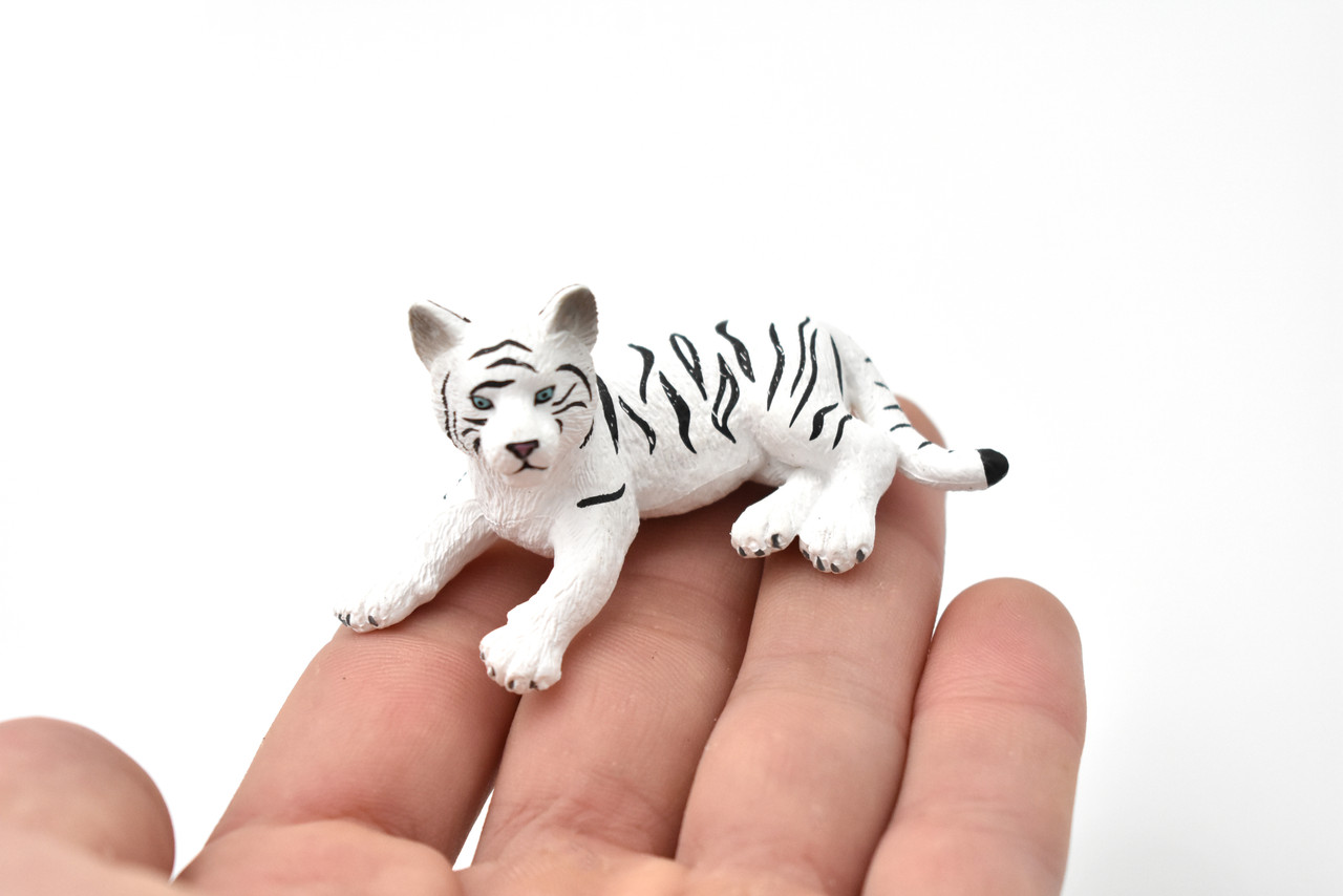 Tiger Cub, White, Realistic Toy Model Plastic Replica Animal, Kids Educational Gift  3"  M069 B642