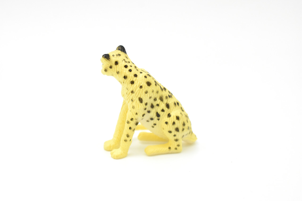 Cheetah, Sitting, Realistic Toy Model Plastic Replica Animal Kids Educational Gift   2" F4454 B55