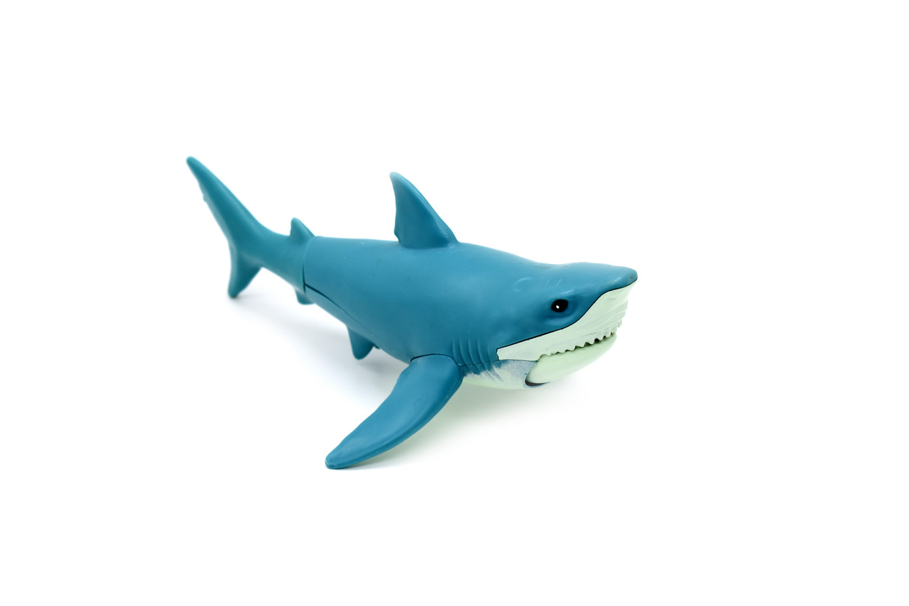 Great White Shark, Moveable Parts, Very Nice Plastic Design, Educational, Realistic Figure, Lifelike, Replica, Toy, Kids,   6 1/2 Inches Long.