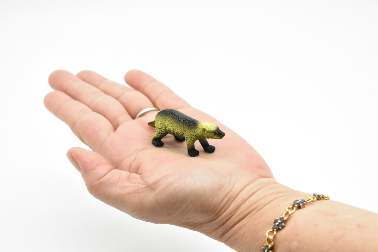 Wolverine, Very Nice Plastic Animal, Gulo gulo, Hand Painted, Realistic, Educational, Diorama Model, Lifelike, Toy,  2 1/2 Inches. 
