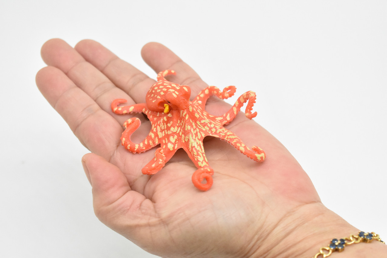 Octopus, Very Nice Rubber Animal, Educational, Toy, Kids, Realistic Figure, Lifelike Model, Figurine, Replica Gift Hand Painted   3"   CWG219 BB46