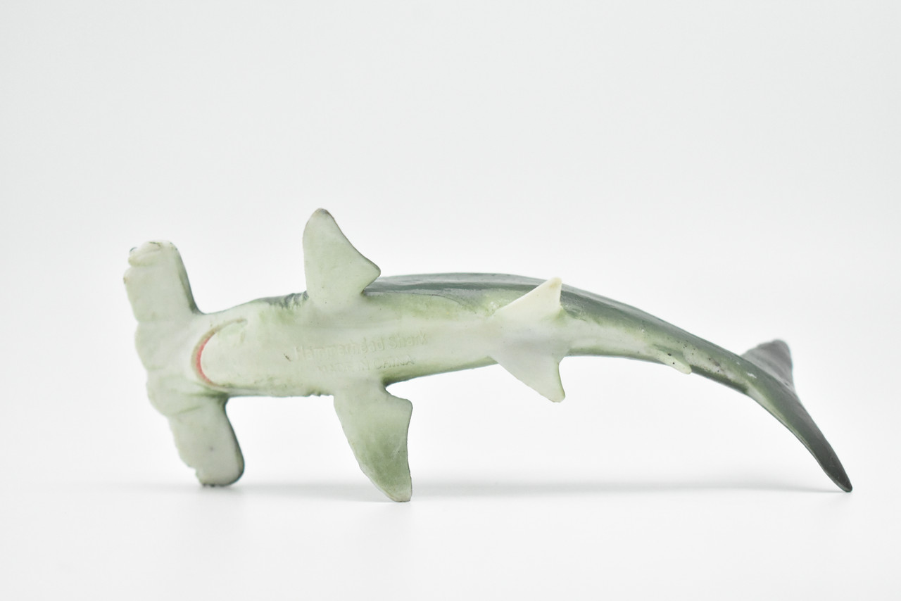 Hammerhead Shark, Very Nice Rubber Animal, Educational, Toy, Kids, Realistic Figure, Lifelike Hand Painted Model, Figurine,   5 1/2"  CWG229 BB46