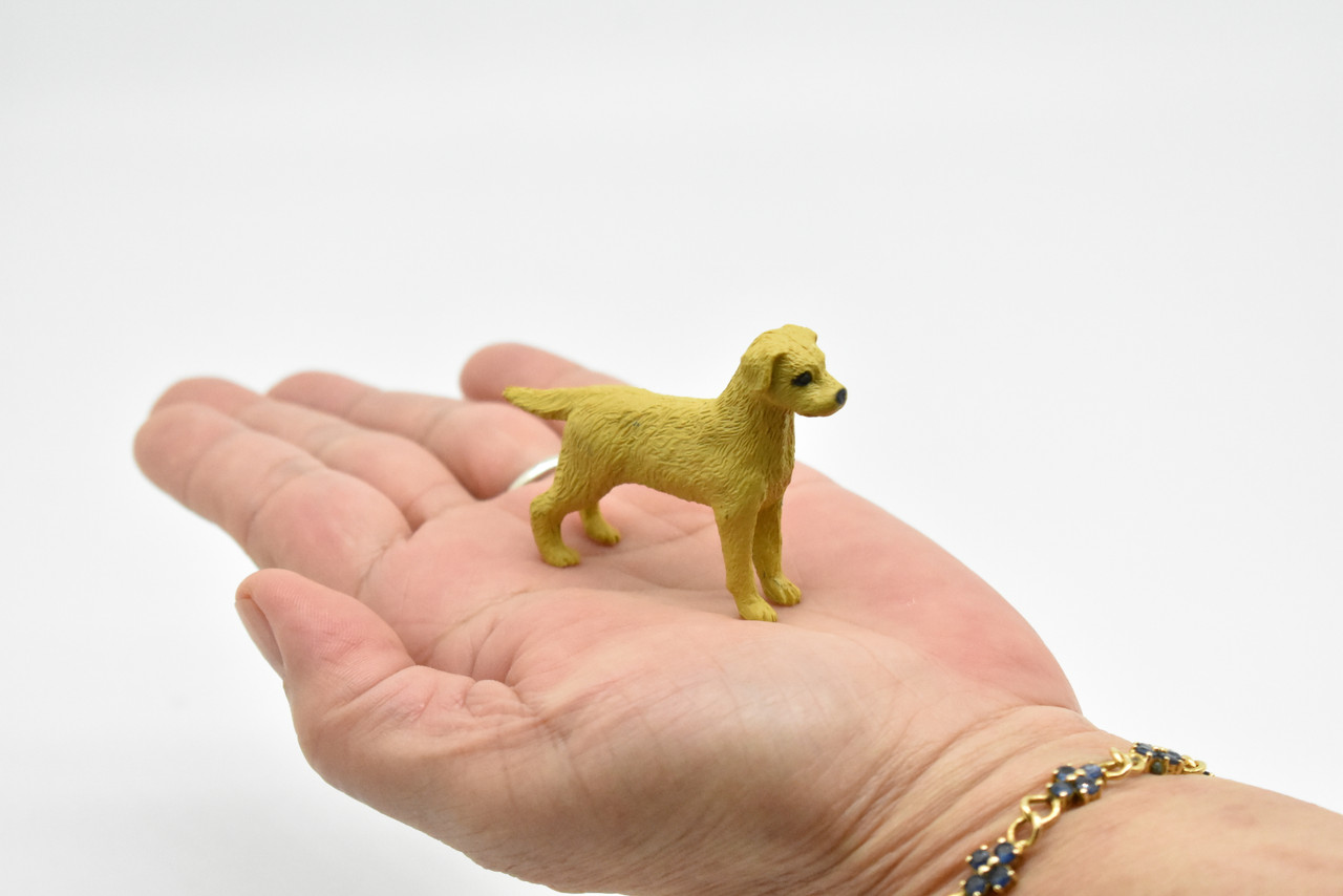 Dog, Golden Retriever, Realistic Canine, Plastic Animal, Educational, Toy, Kids, Realistic Figure, Lifelike Model, Figurine, Replica, Gift,   2 1/2"      CWG241 B306