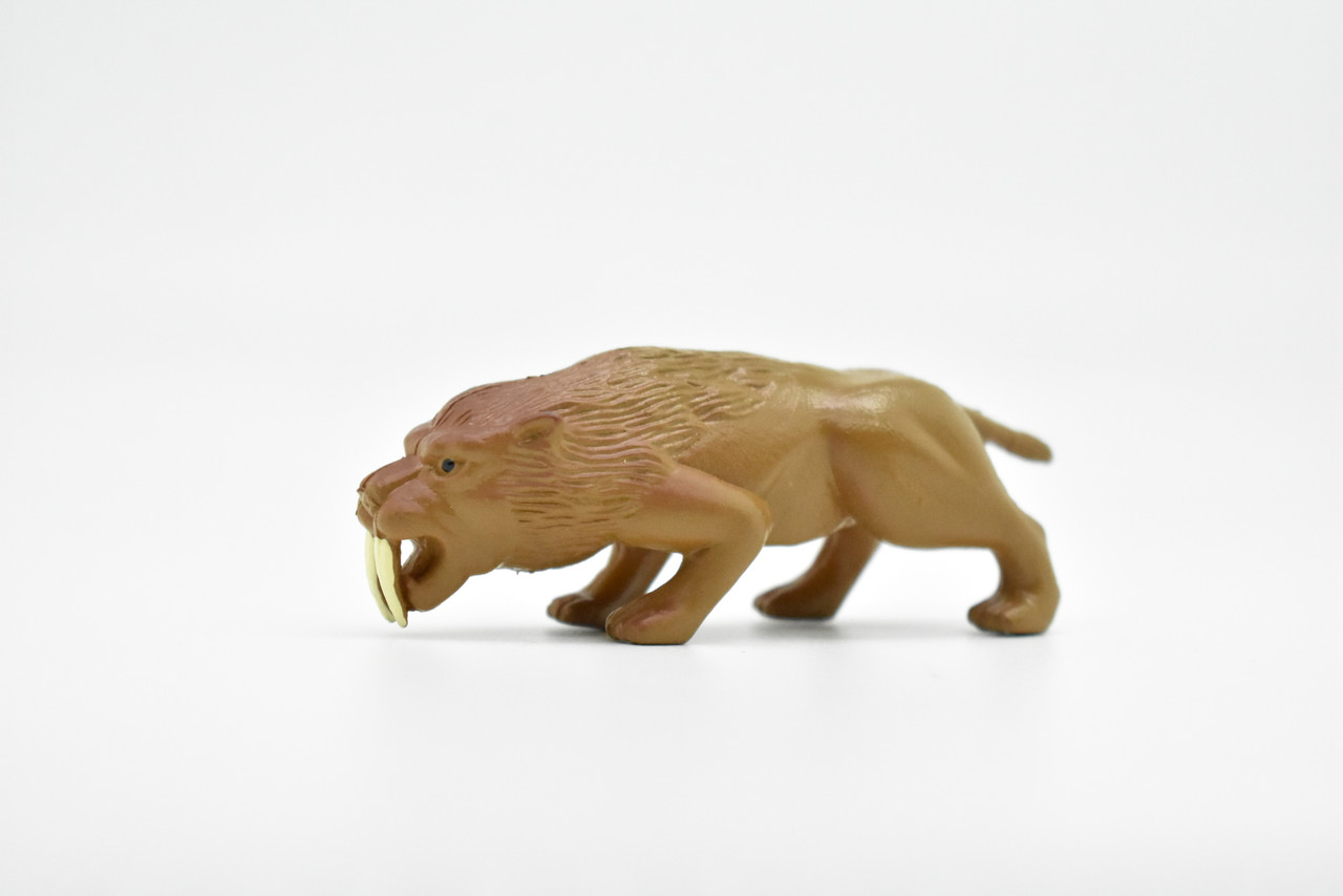 Saber-toothed Cat, Smilodon, Very Nice Plastic Reproduction    3"    F4458 B222