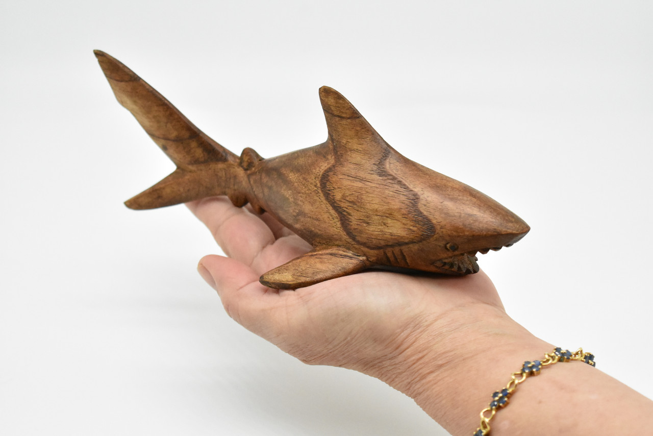 Wooden Bull Shark, Hand Carved, Nice Wooden, Model, Figure, Figurine, Education, Ocean     7"      CWG276 B413