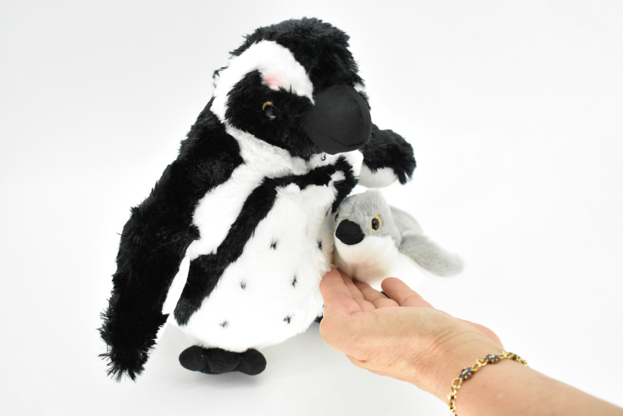 Penguin with Baby, Chick, Very Nice Plush Stuffed Animal     11" Tall     F070 BB12