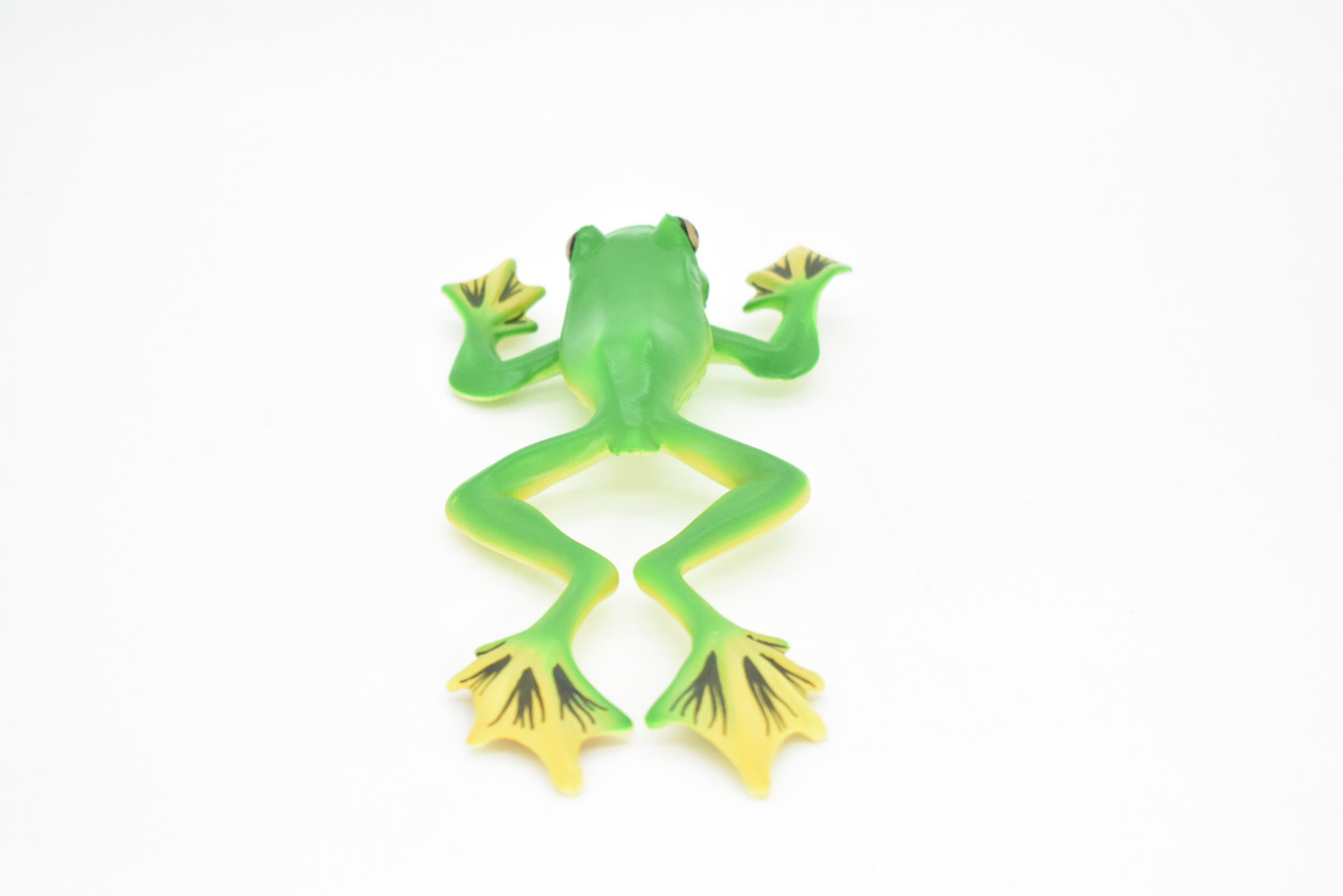 Tree Frog, Leaping, Very Realistic Rubber Reproduction, Hand Painted Figurines,   8"    CH038 BB75