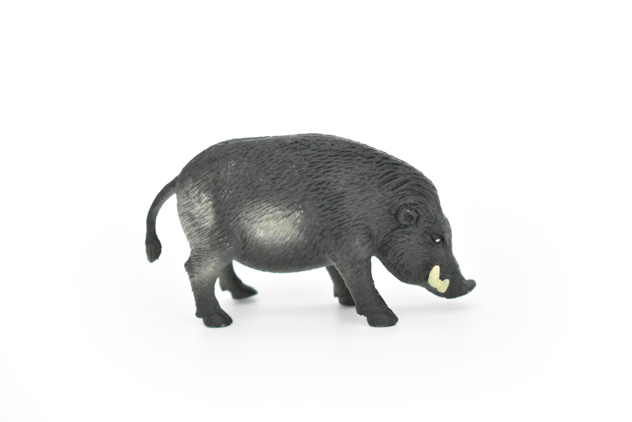 Wild Pig, Wild Boar, Swine, Realistic Rubber Reproduction, Hand Painted Figurines    3.5"     CH150 B247 