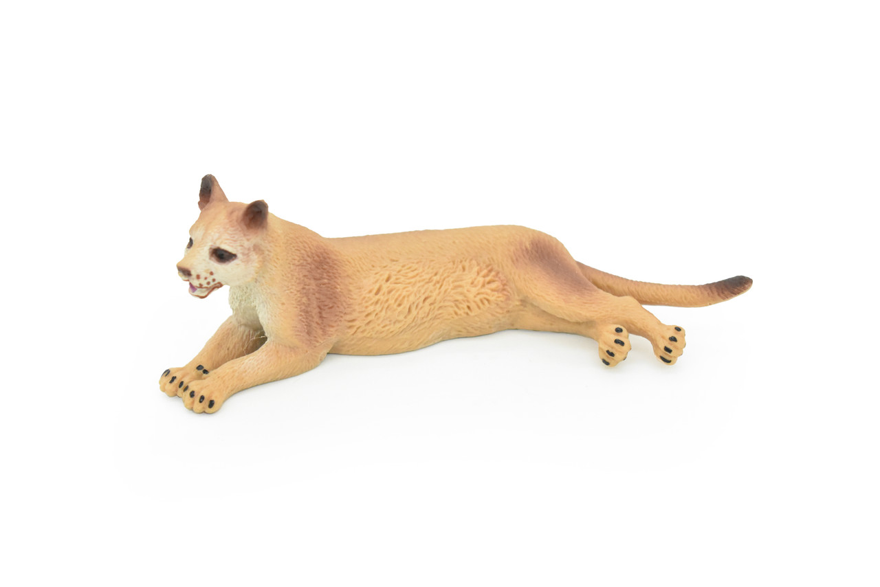 Lion, Mountain, Puma, Realistic Rubber Reproduction, Hand Painted Figurines    4"     CH153 B248
