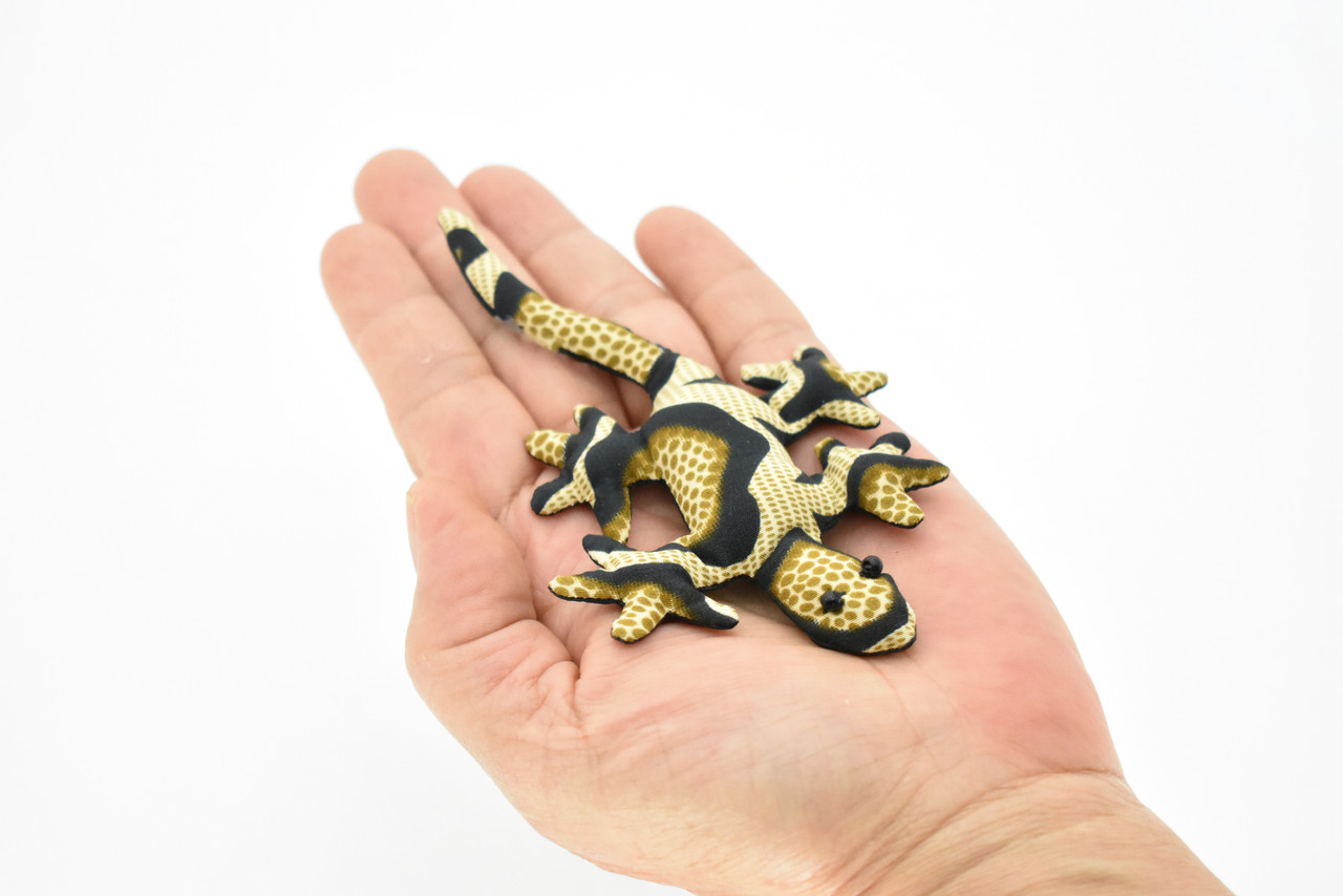 Gecko, Lizard, Reptiles, Brown, HandMade In Thailand, Sand Creatures, Paper Weight, Bean Bag, Cornhole, Game, Toy, Kids, Educational, 3 Inches.