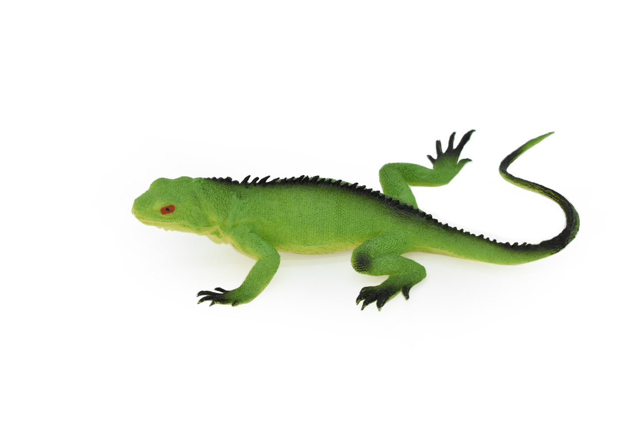 Lizard, Green Forest Lizard, Reptile, Very Realistic Rubber Reproduction, Hand Painted Figurines,    7"    RI12 B259