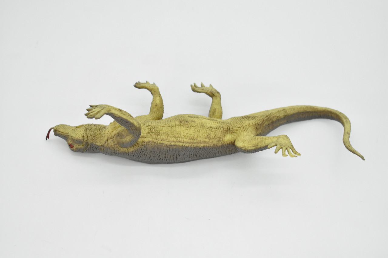 Komodo Dragon, Lizard, Reptile, Very Realistic Rubber Reproduction, Hand Painted Figurines,    8"    RI13 B259