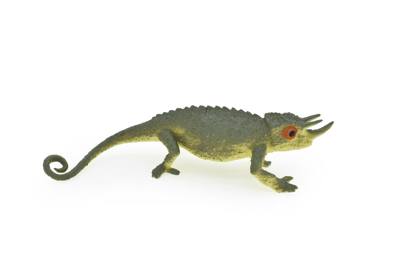 realistic toy lizard