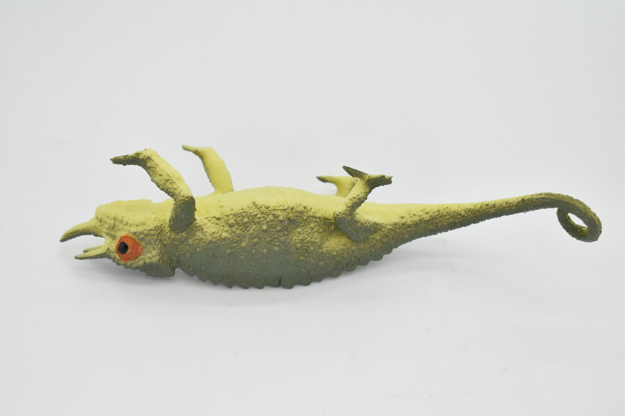 Chameleon, Horned, Lizard, Reptile, Very Realistic Rubber Reproduction, Hand Painted Figurines,    7"    RI16 B259