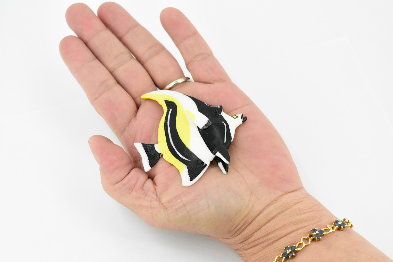 Moorish Idol, Angel Fish, Tropical, Rubber Fish, Hand Painted, Realistic Toy Figure, Model, Replica, Kids, Educational, Gift,      3"      CH451 BB114