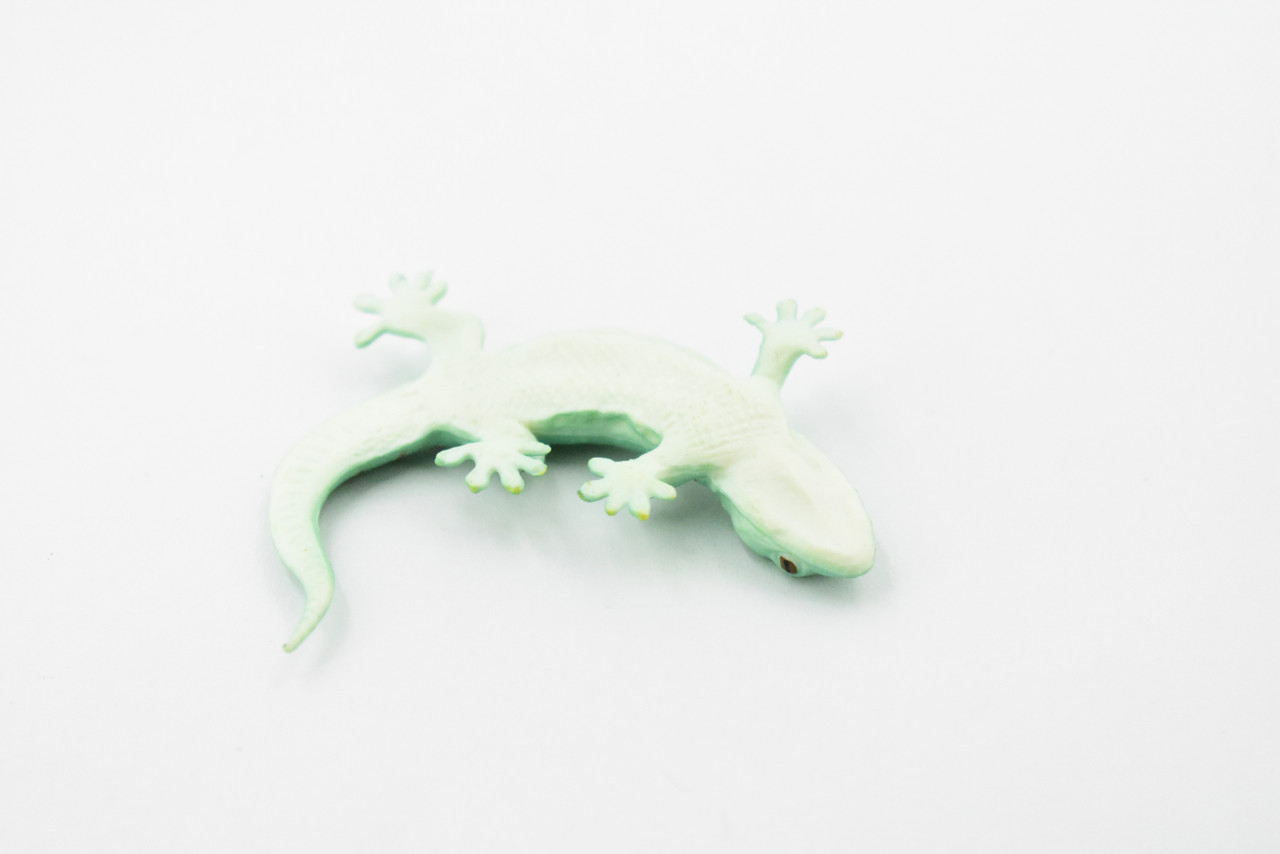 Gecko,  green anole Gecko, Lizard, Reptile, Hand Painted, Realistic Toy Figure, Model, Replica, Kids, Educational, Gift,       2 1/2"     CH460 BB114