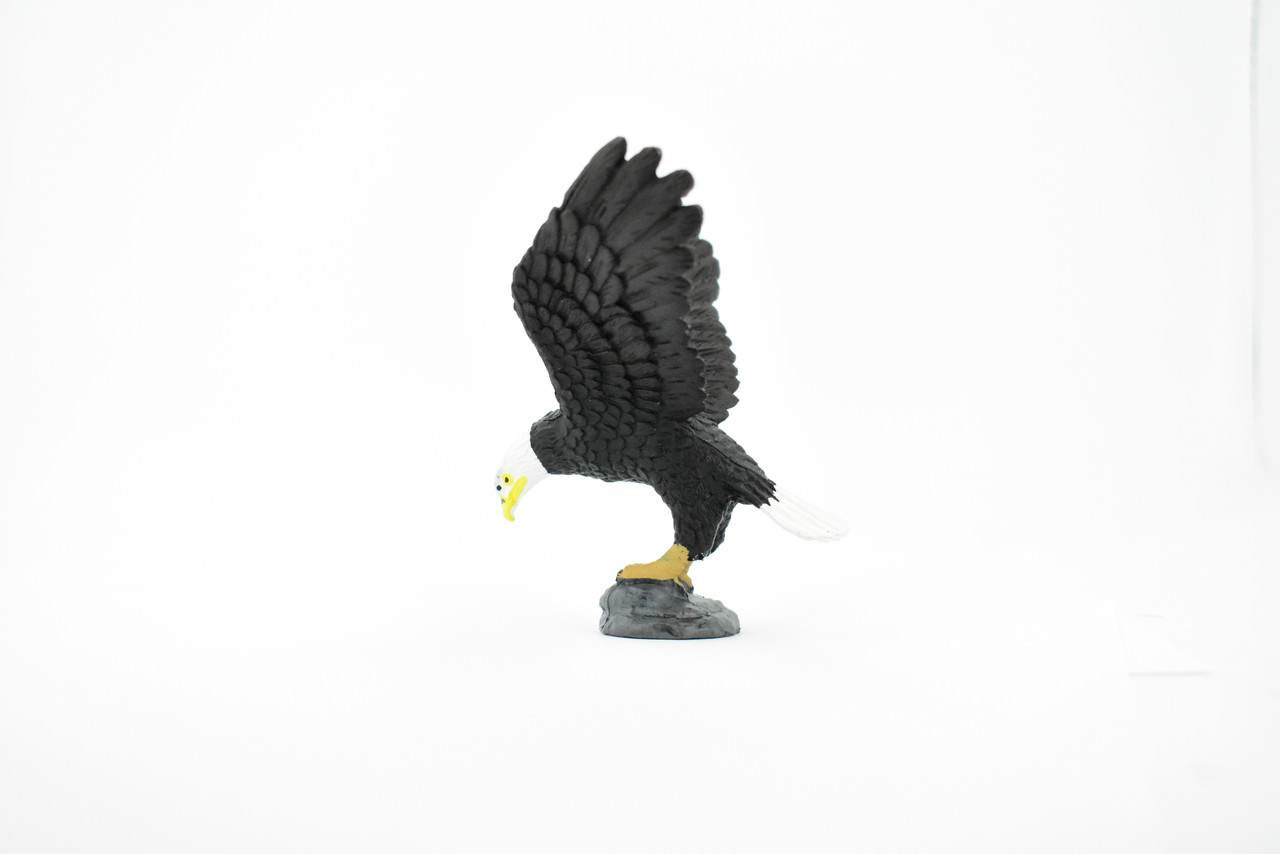 Eagle, Bald Eagle, North America, Museum Quality, Rubber Bird, Hand Painted, Realistic Toy Figure, Model, Replica, Kids, Educational, Gift,         4"    CH204 BB117