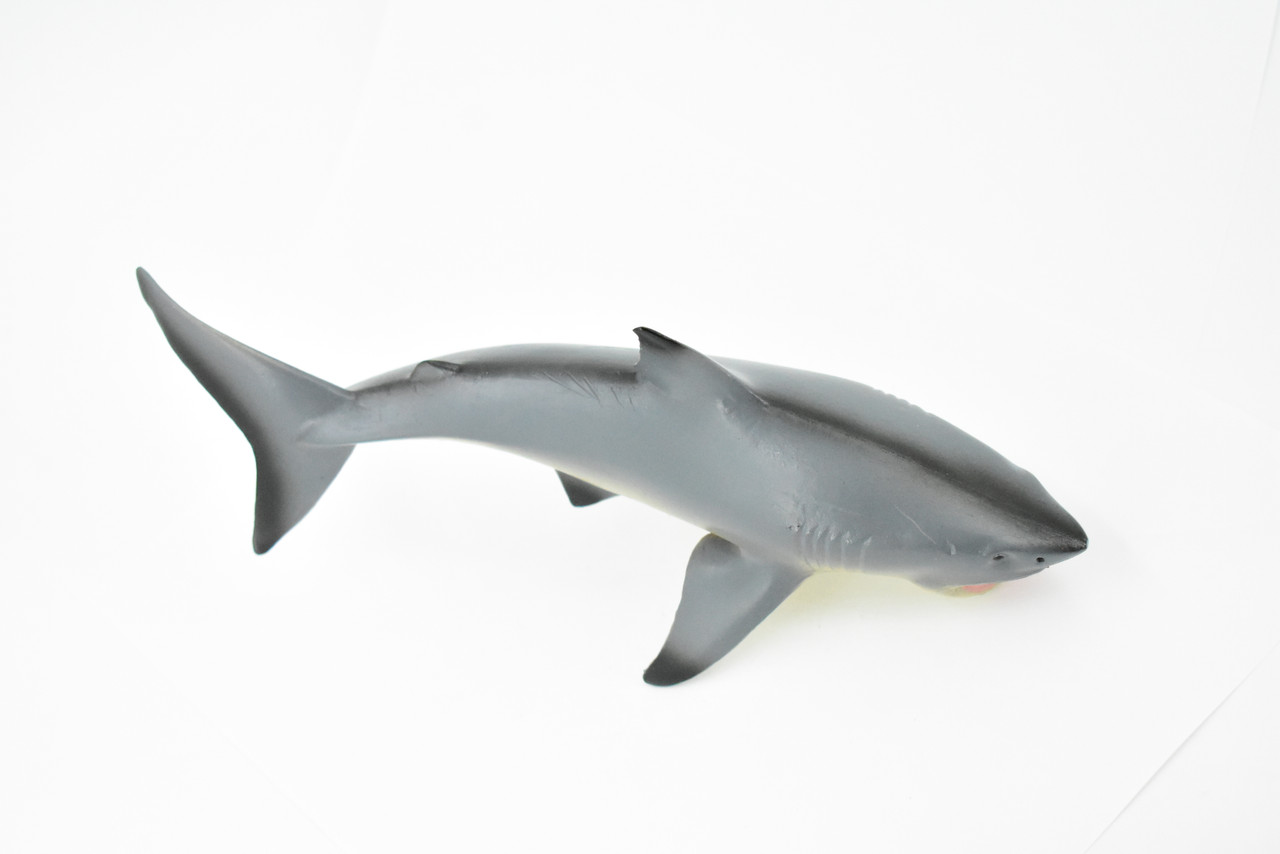 Great White, G.W. Shark, Museum Quality, Hand Painted, Educational, Rubber Fish, Diorama Model, Replica, Realistic Toy Figure, Kids,  9 Inches. 